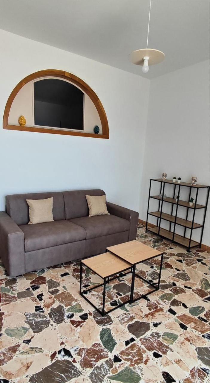 A Casa Dei Nonni Apartment Giardini Naxos Exterior foto