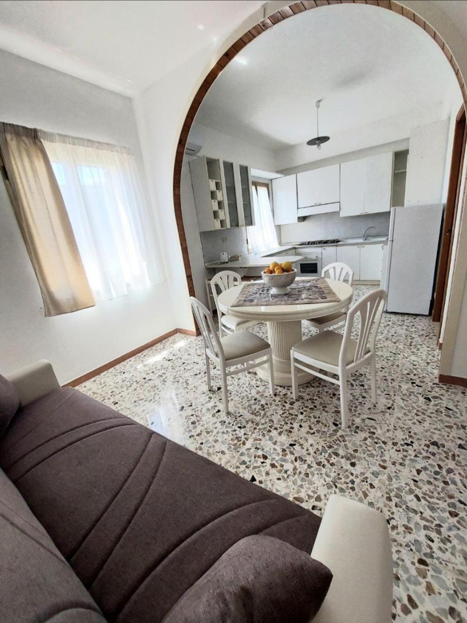 A Casa Dei Nonni Apartment Giardini Naxos Exterior foto
