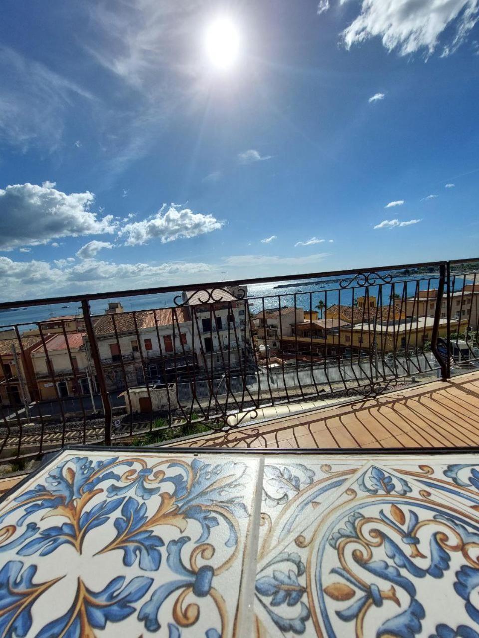 A Casa Dei Nonni Apartment Giardini Naxos Exterior foto