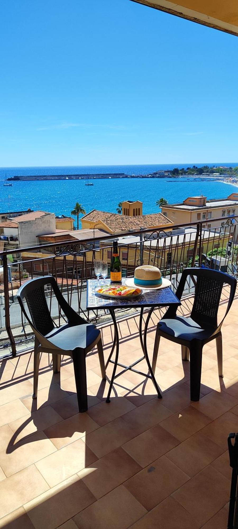 A Casa Dei Nonni Apartment Giardini Naxos Exterior foto